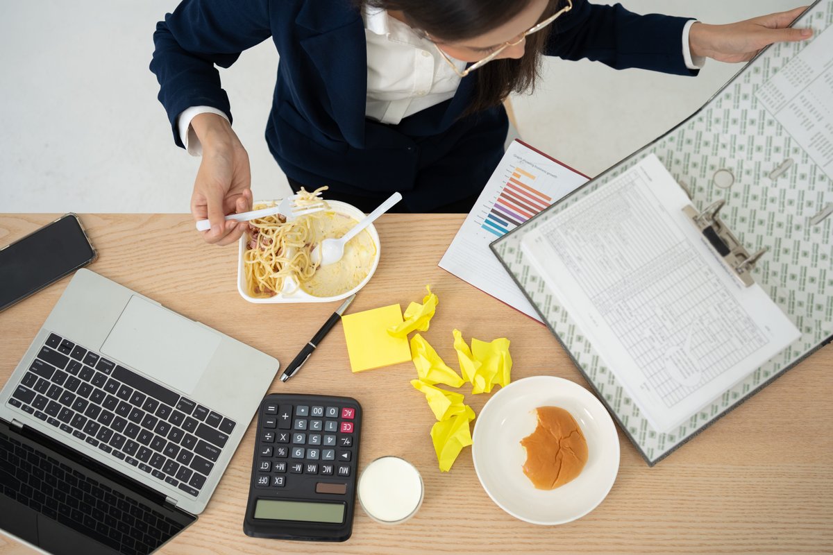 Another sign that Wall Street's booked and busy? Goldman Sachs has upped its late-night dinner budget for bankers.