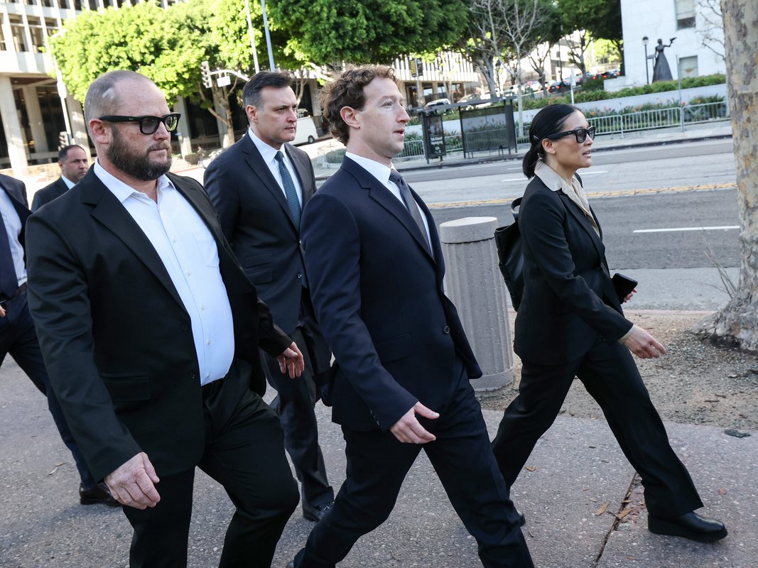 Zuckerberg's courthouse entourage showed up in Meta Ray-Bans