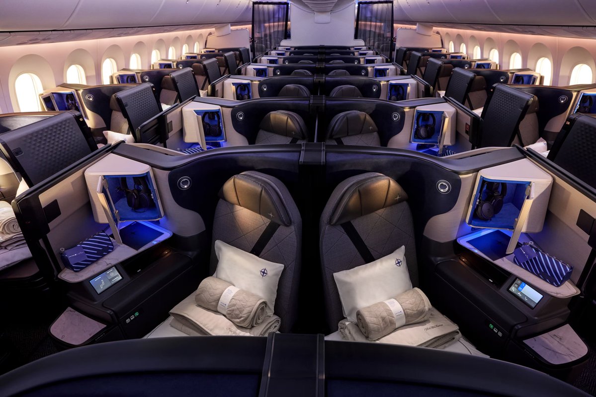 Business-class fliers love sliding doors — but they’re causing a nuisance for airlines and planemakers