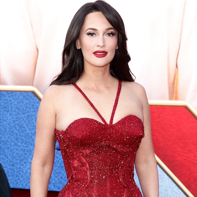 Kacey Musgraves Details "Crazy F--king": Alleged UFO Sighting on Flight
