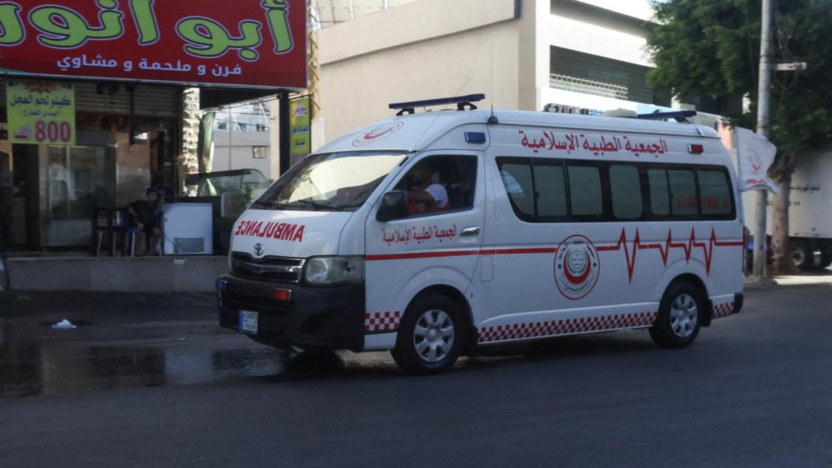 Trablusşam'da bir bina yıkıldı, altı kişi hayatını kaybetti