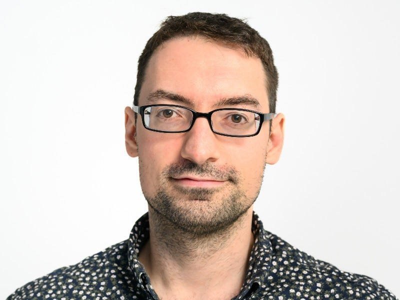 I'm an AI engineer at HubSpot. This résumé hack helped me transition from software engineering.
