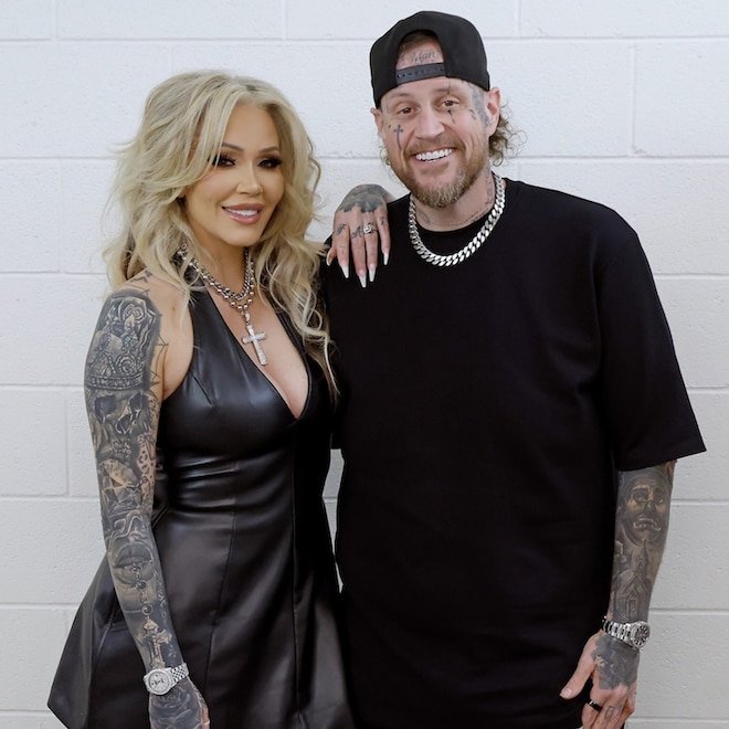 Bunnie Xo Breaks Silence on Jelly Roll Split: "Still Having a Baby"