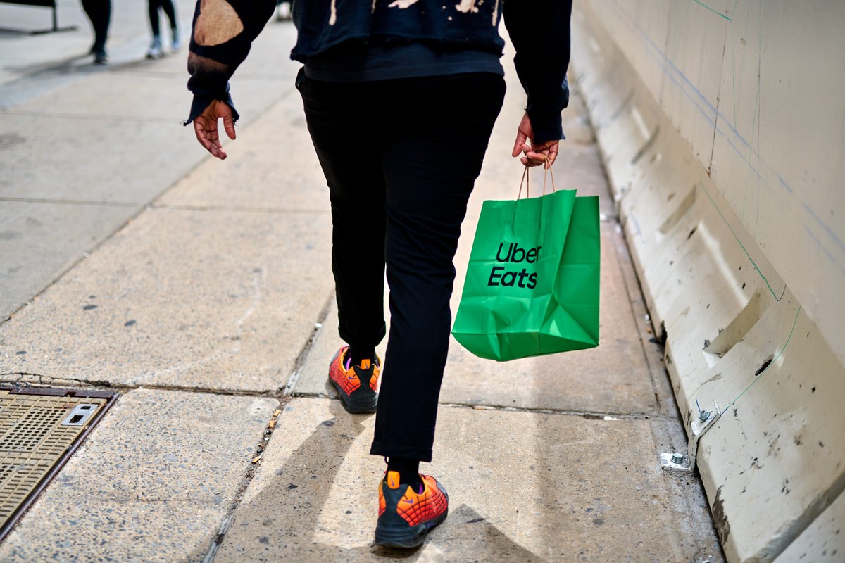 Uber and DoorDash bet on higher earners. It's paying off big.