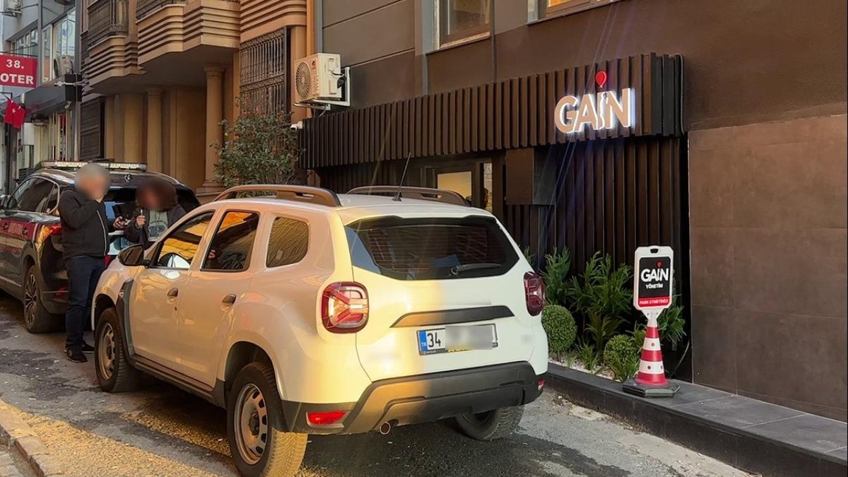 GAİN Medya ile ilgili yürütülen soruşturmada üç kişi gözaltına alındı ve tutuklandı.