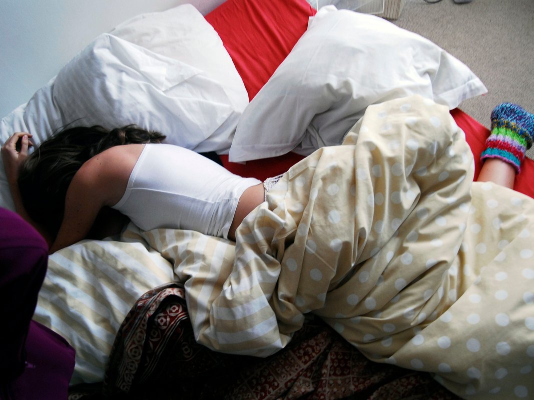 My teen's high school starts too early, so I sometimes let her: sleep in and arrive late. I worry I'm not doing the right thing.