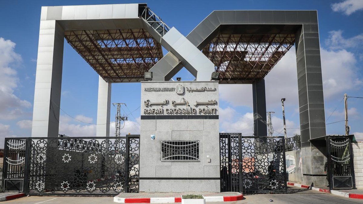 "Refah Sınır Kapısı, Gazze ile Mısır arasında yaya geçişleri için test amacıyla açıldı"