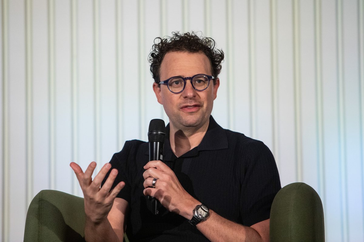Anthropic's head of growth says the company culture is: so open that people 'just argue with Dario' on Slack