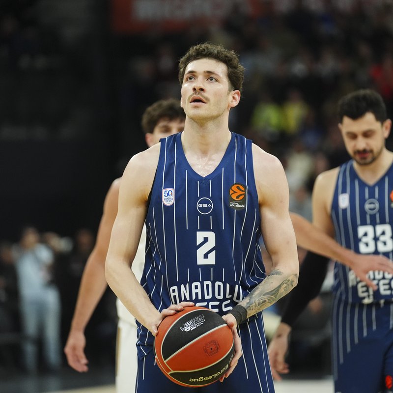 "Anadolu Efes, Hapoel IBI ile mücadele edecek!"