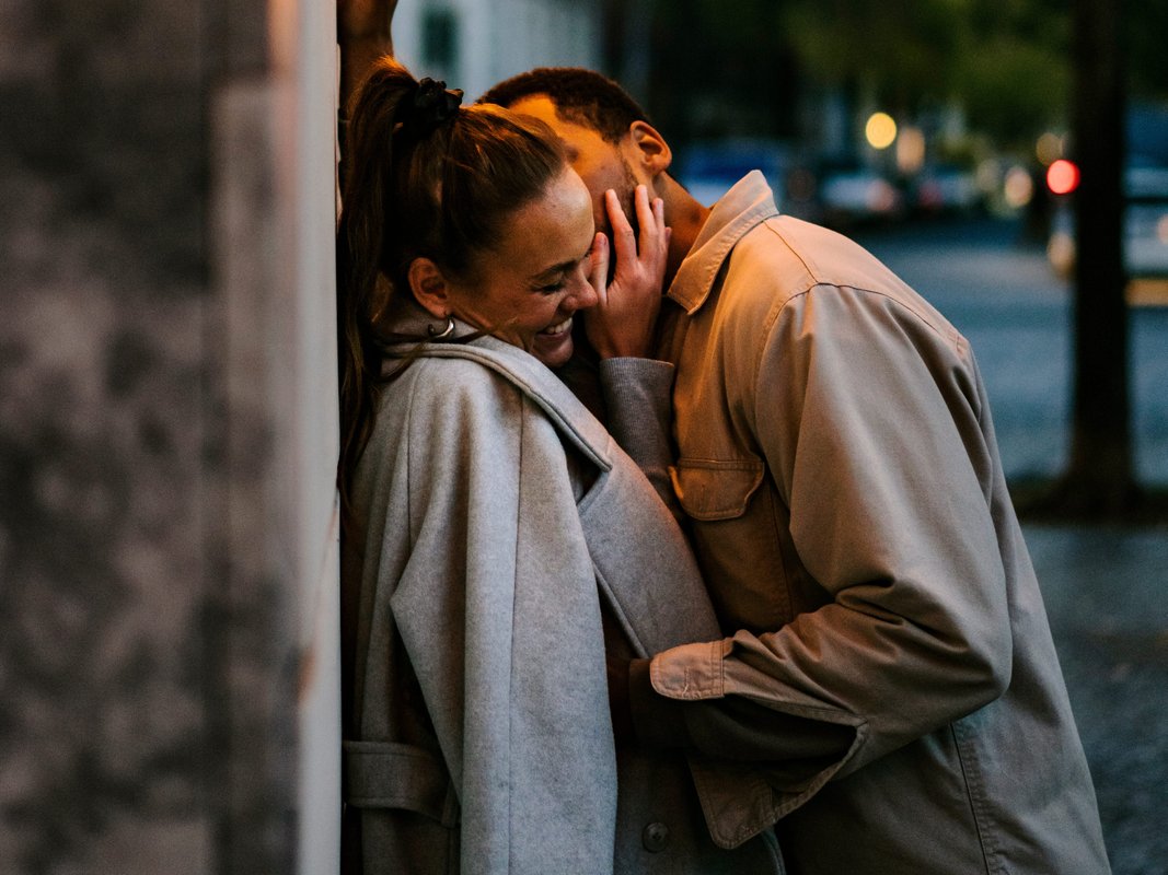 A compatibility researcher says dating apps are 'mostly a waste of time.' Here's how to find a partner you actually click with.