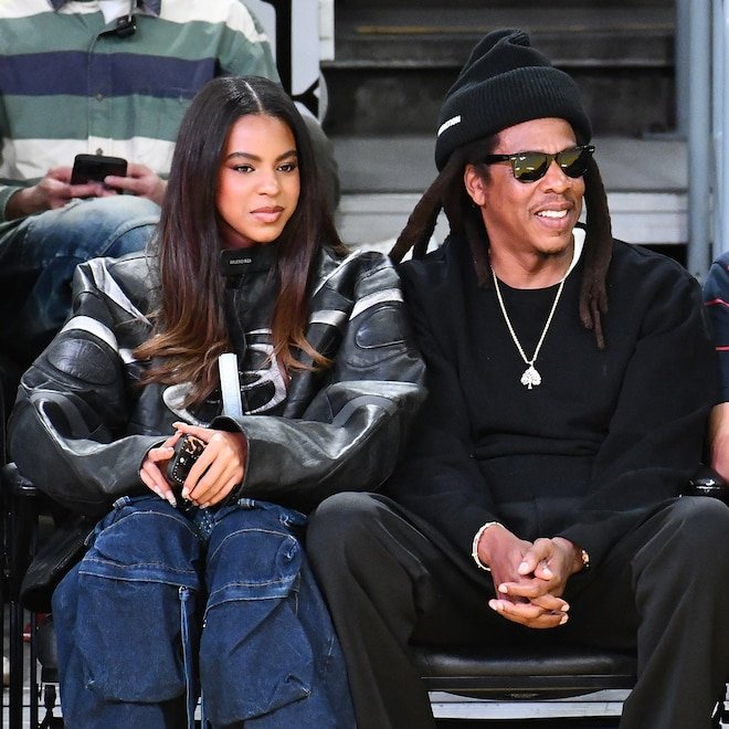 Jay-Z, Beyoncé'nin Kızları Rumi ve Blue: Ivy 2026 Super Bowl'da Gösteride Bulundu