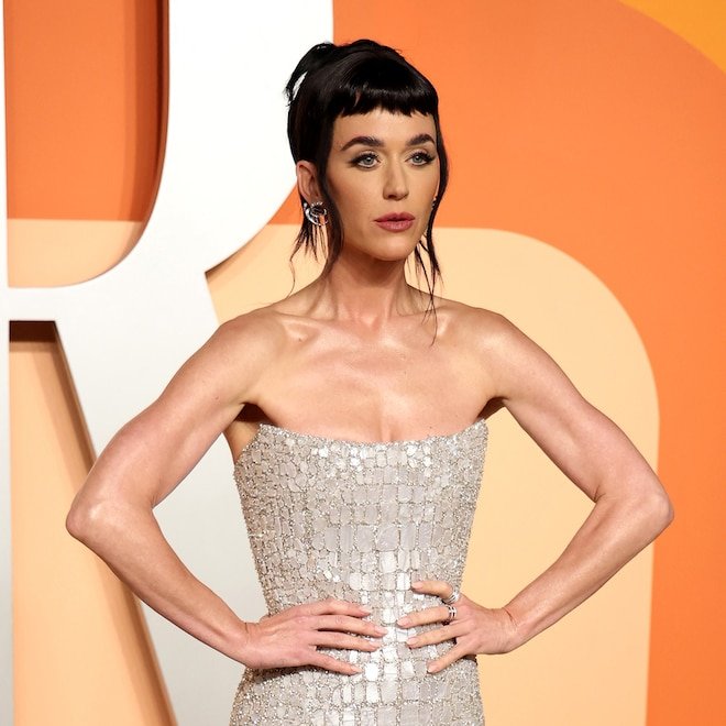 Katy Perry Shares Rare: Photo of Daughter Daisy Dove