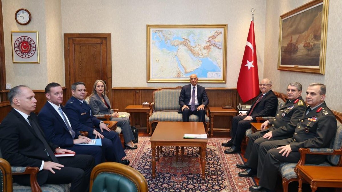 Milli Savunma Bakanı Yaşar Güler, ABD'nin Ankara Büyükelçisi ile bir araya geldi