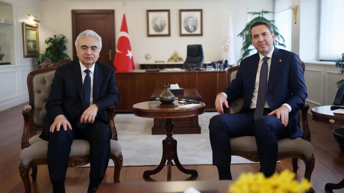 "Bakan Bayraktar, IEA Başkanı Birol ile bir araya geldi"