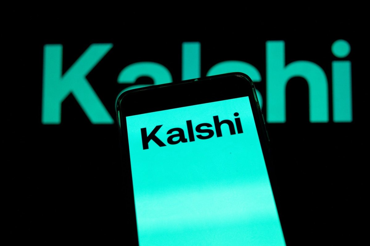 A 37-year-old economist who says he bet more than $300k against DOGE on Kalshi explains himself