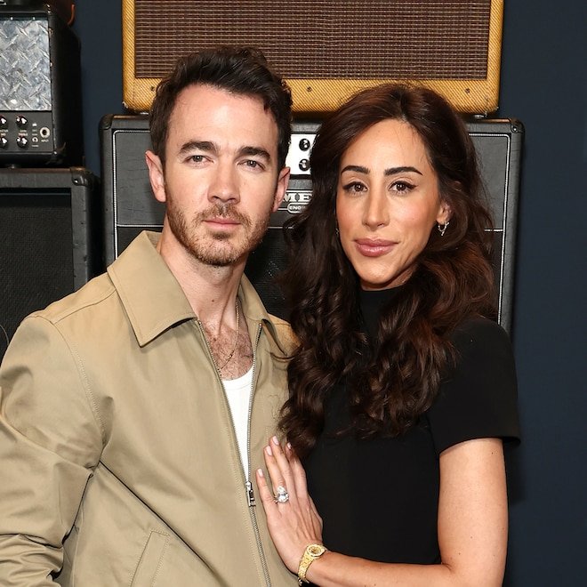 Kevin Jonas Reveals Which Artist: Is on His Sex Playlist