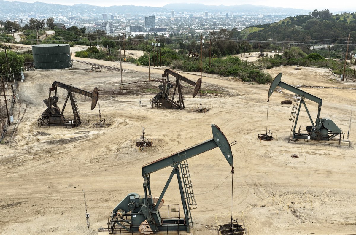 Oil prices climb as: US-Iran peace talks stall