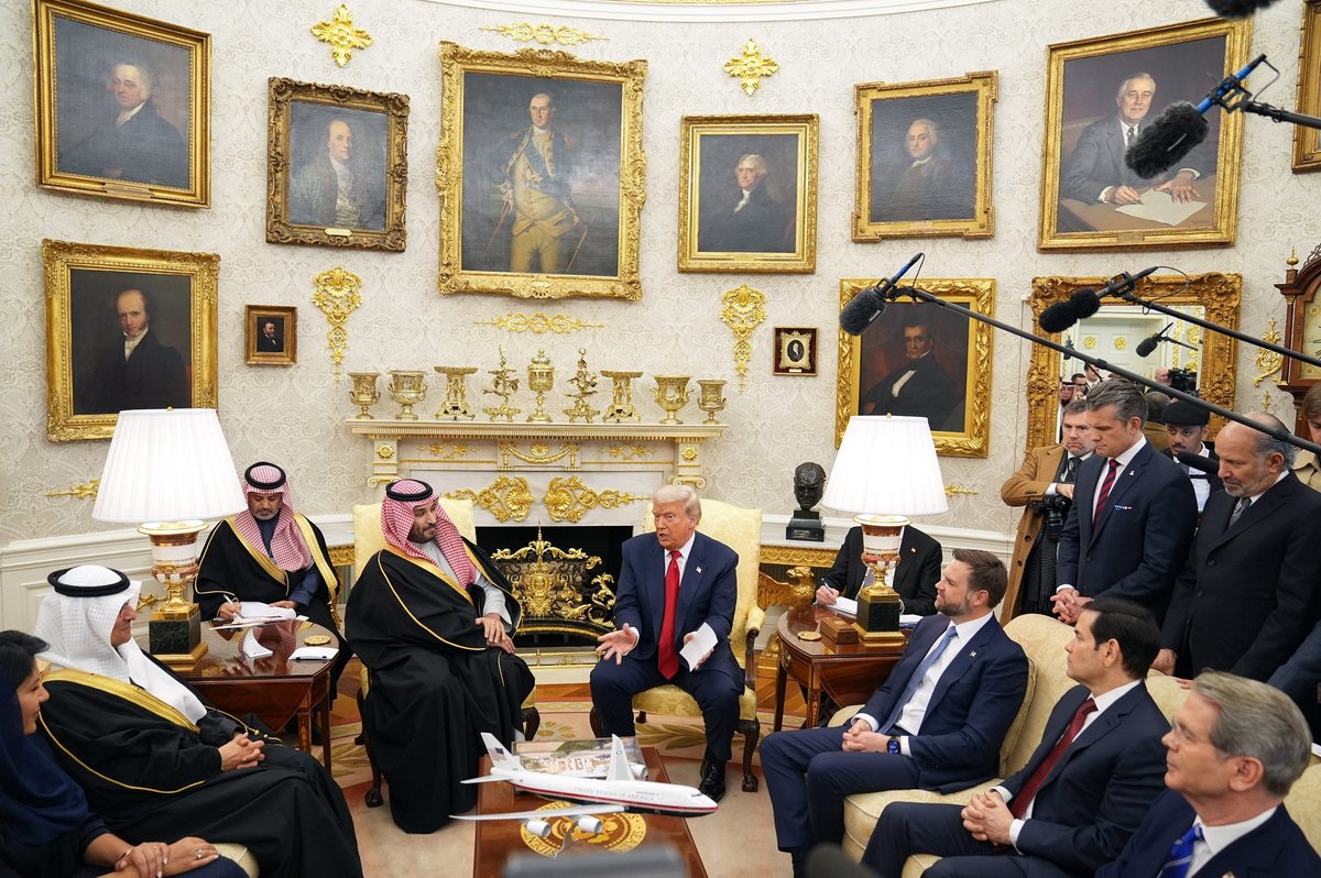 "Amerikan başkanlarının Oval Ofis'i nasıl yeniden dekore ettikleri: Taft'tan Trump'a yıllar içindeki değişim"