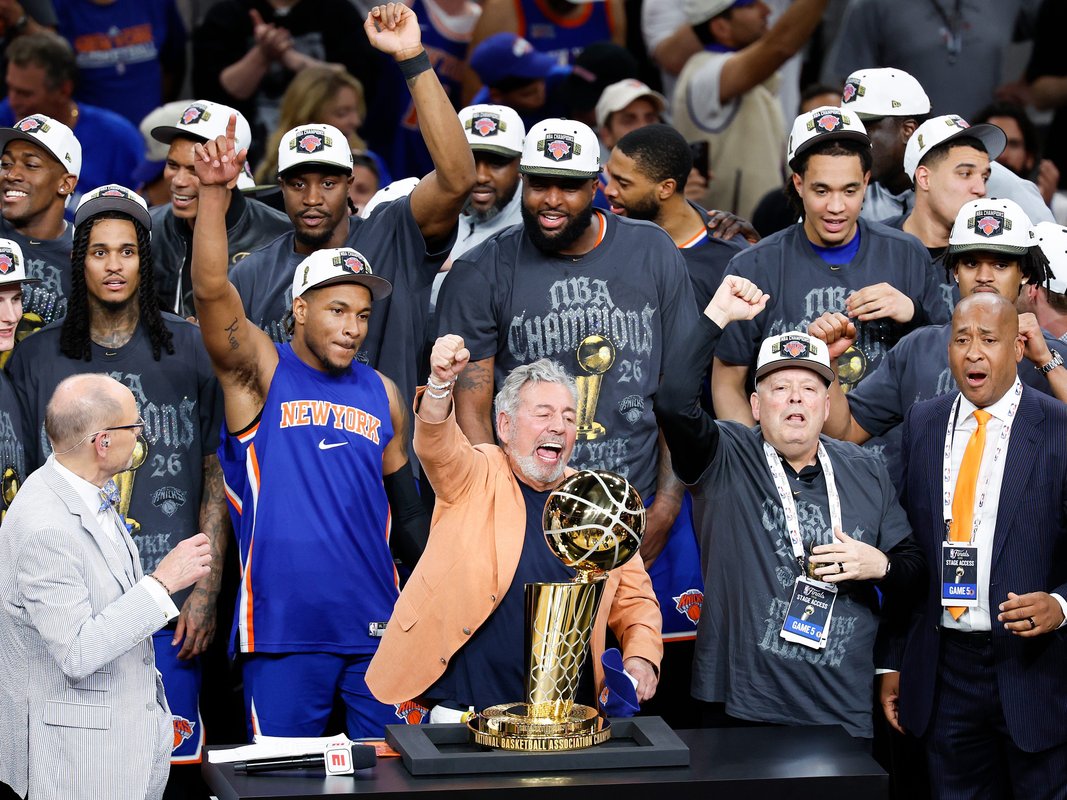 Before the Knicks won a championship, James Dolan told players their families would have to sacrifice, too
