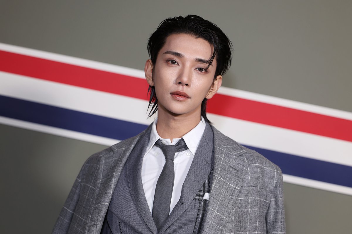 K-pop'un yükselen yıldızı Joshua Hong, Süper Kupa'da Amerika'daki etkisini sürdürdü.