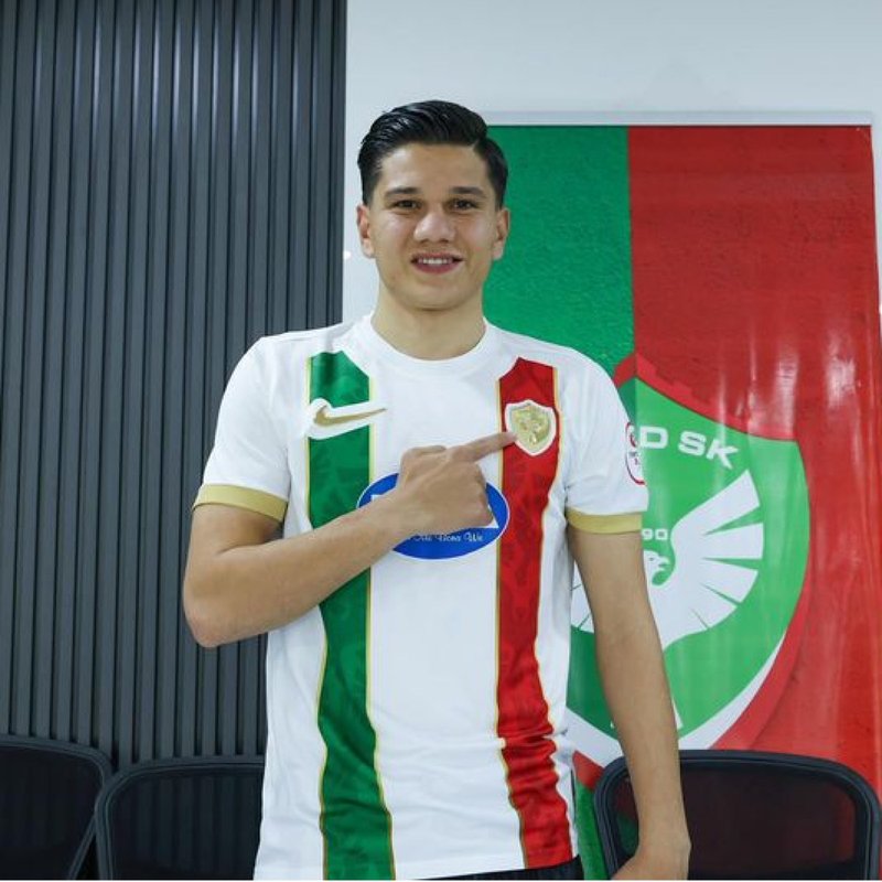 Amedspor, Cem Üstündağ'ı transfer ederek takımına dahil etti!