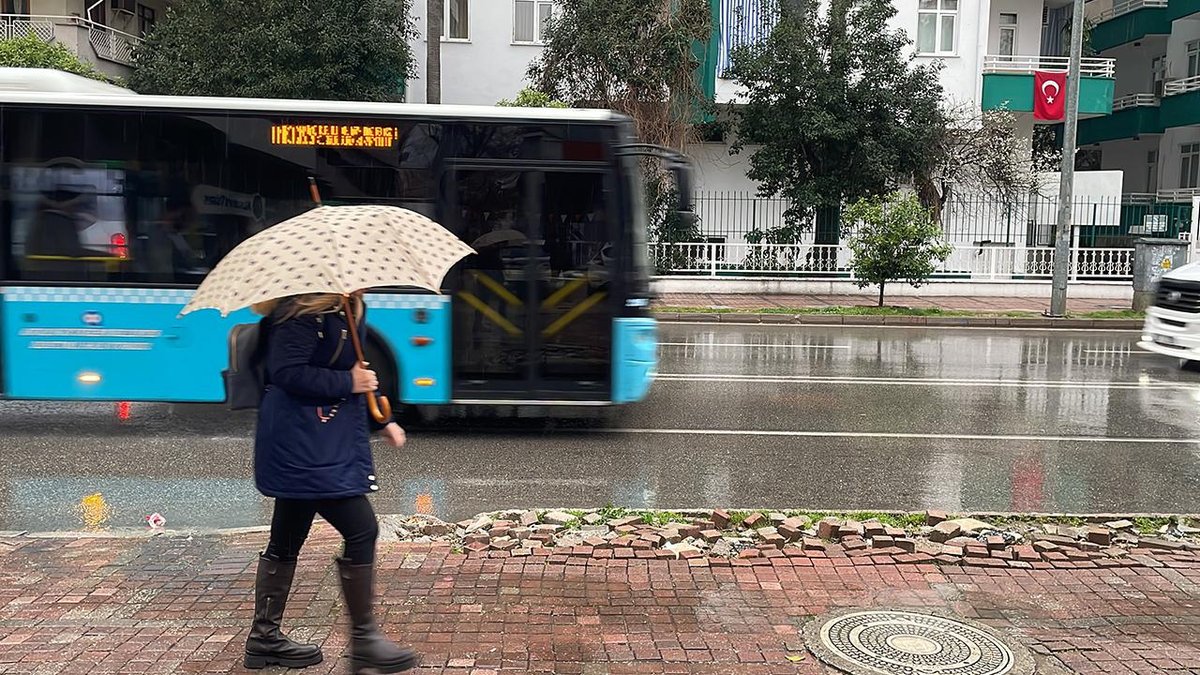 "Antalya'da Yağış Bekleniyor: Meteoroloji Uyardı"