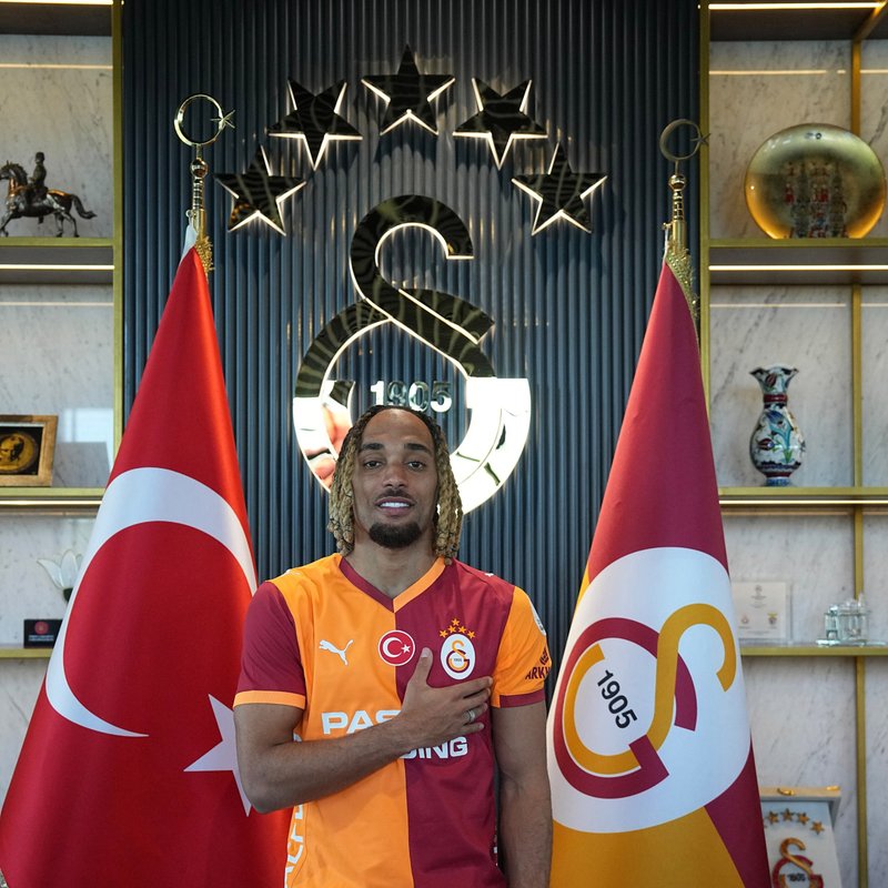 "Sacha Boey, Galatasaray'a geri dönüyor!"