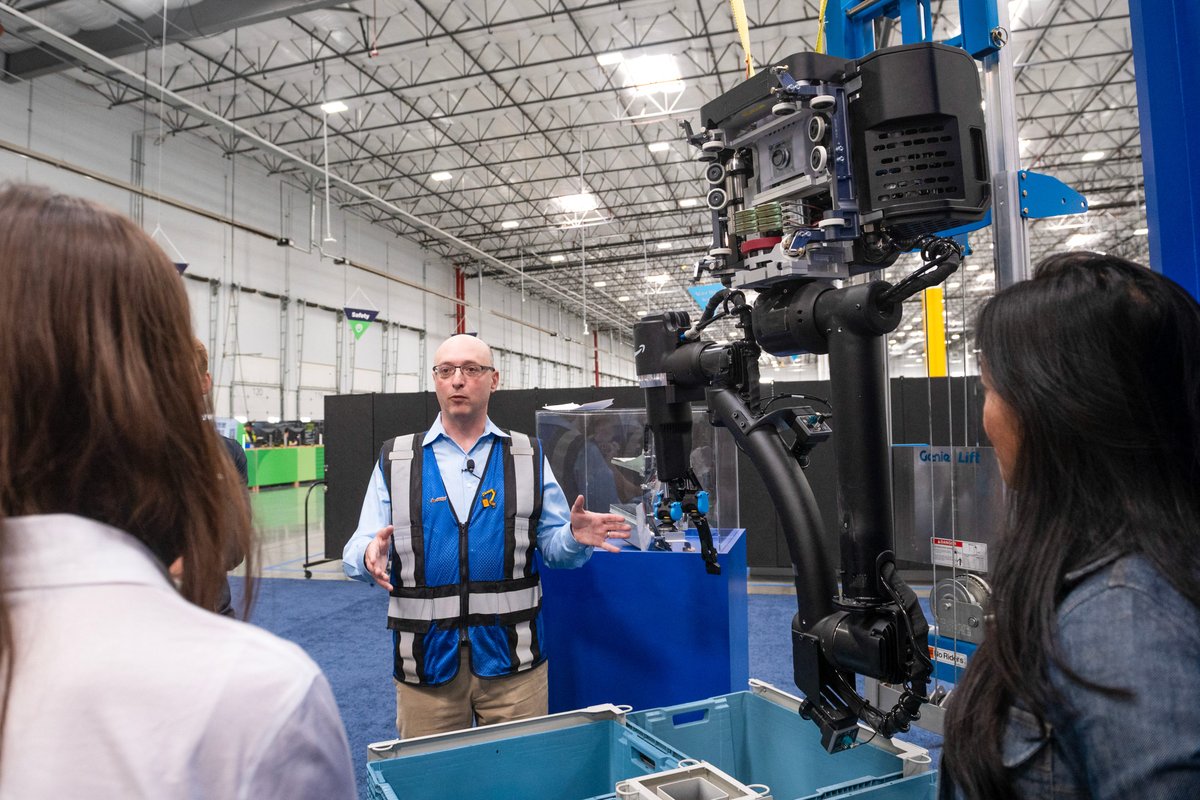 Amazon pulls the plug on 'Blue Jay' warehouse robot after only a few months