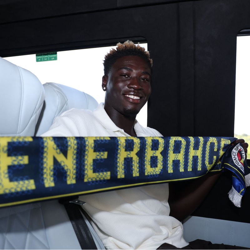 F.Bahçe, Oppong transferini açıkladı!