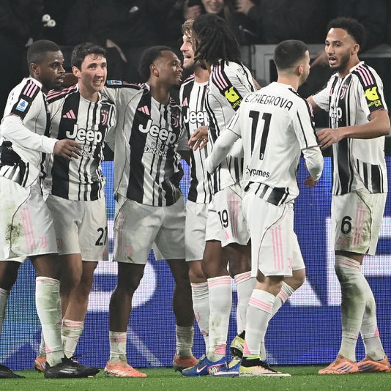 Juventus, rakibini üç golle mağlup ederek üç puanı hanesine yazdırdı