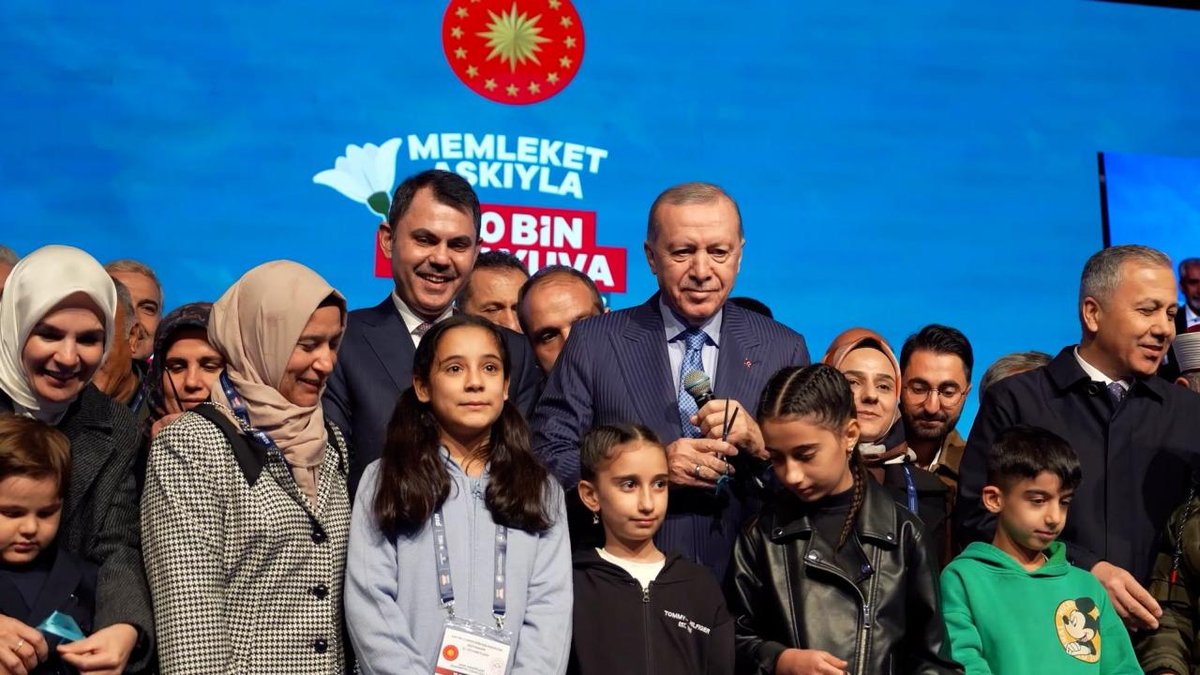 Bakan Kurum: Şimdi 455 bininci evimizin anahtarını teslim etme zamanı geldi