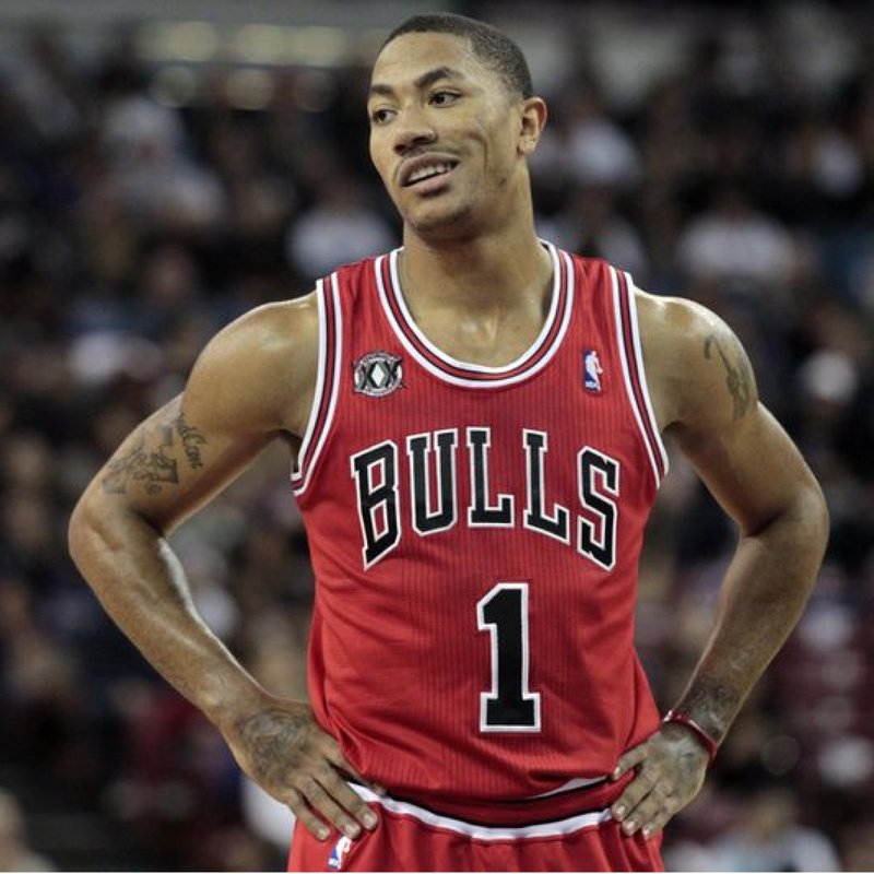 Chicago Bulls, Rose'un forması için emeklilik töreni düzenledi!