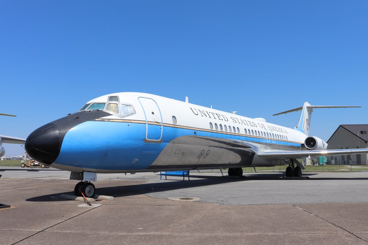 See inside a historic Air Force Two plane used by vice presidents and first ladies during 5 presidencies