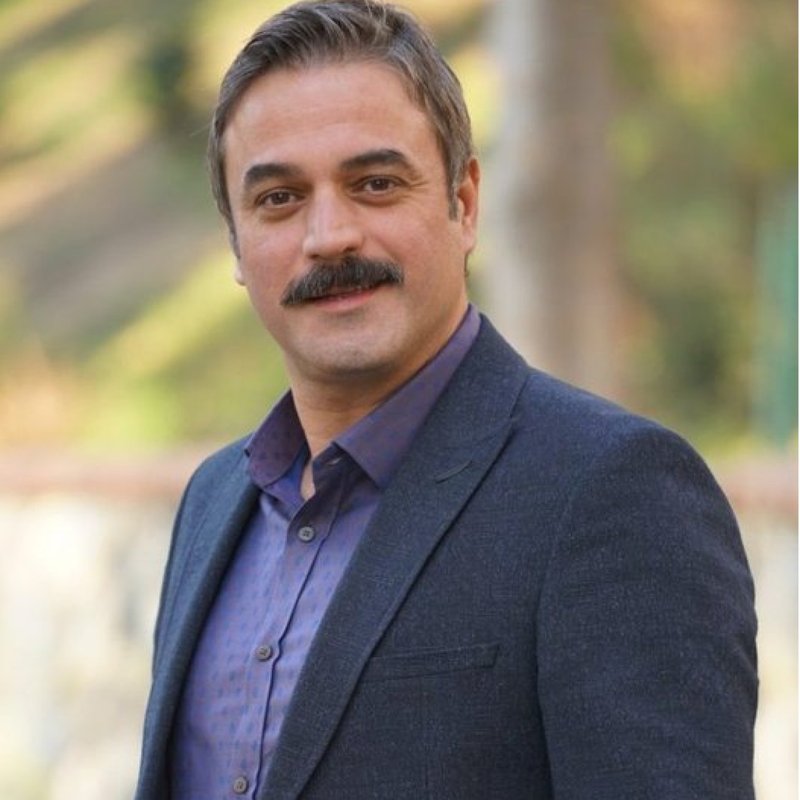 "Karaciğer transplantasyonu için sıra bekleyen hasta"