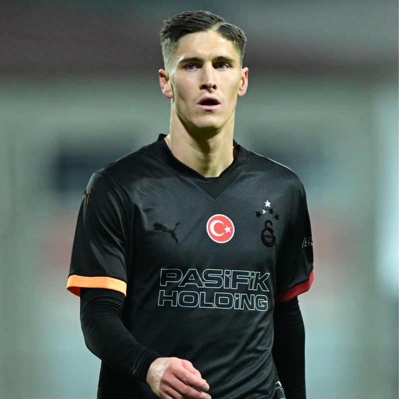 "Ada ekiplerinden Roland Sallai için teklif geldi"