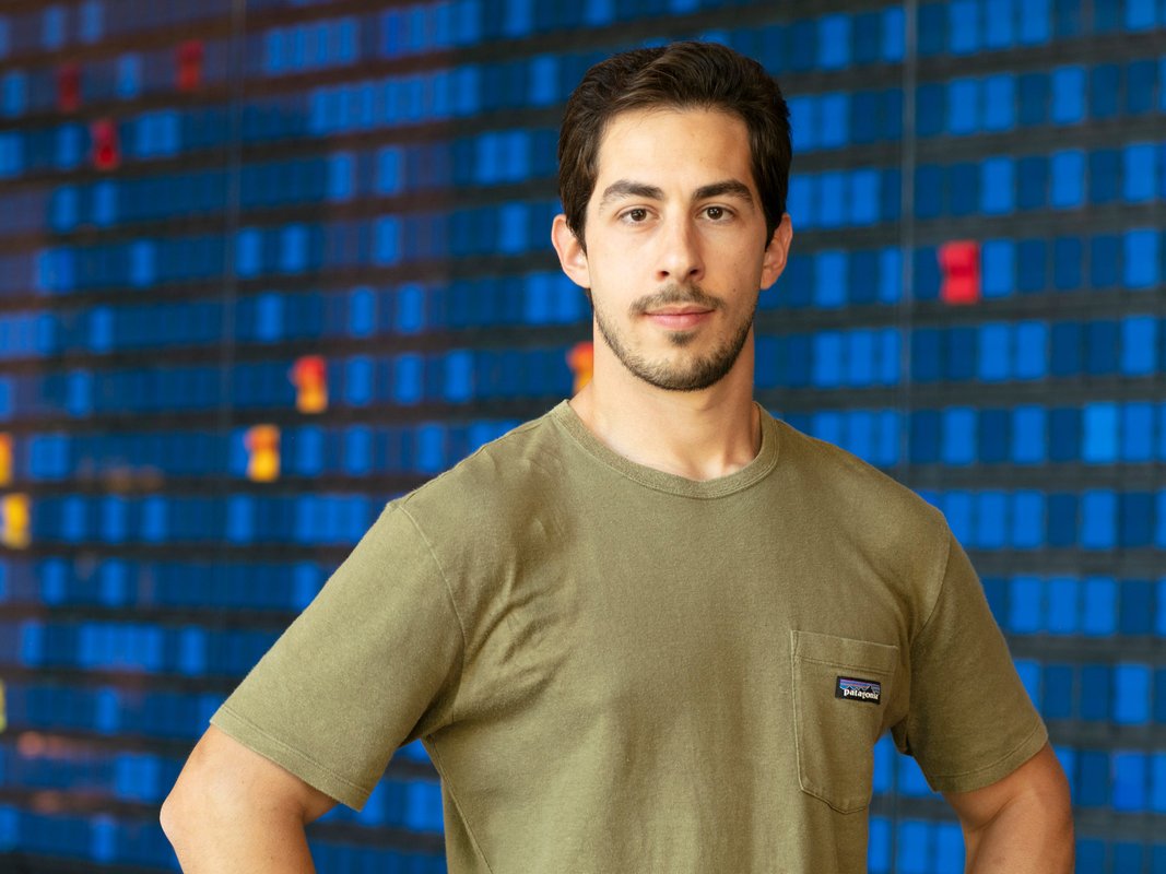 This startup is betting job seekers: will pay to land a job