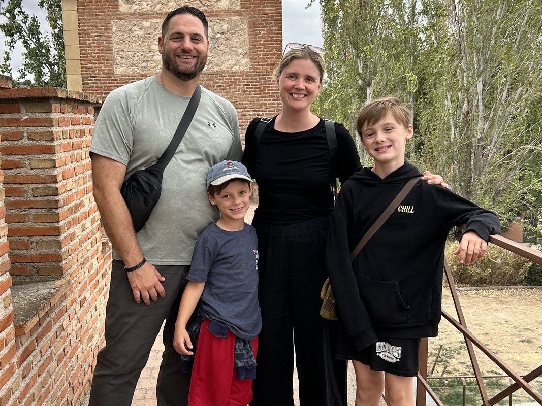 We moved our family of 4 from the US to Spain. Looking back, there are 5 things I really wish we'd done before we left.