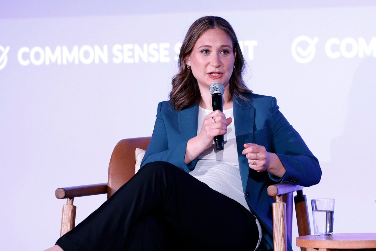 Anthropic cofounder says she doesn't regret her literature major — and says AI will make humanities majors 'more important'