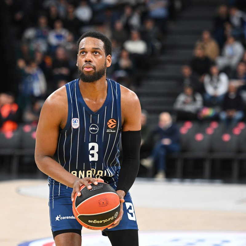 Anadolu Efes, bu sezon: sahada ciddi bir düşüş yaşıyor!