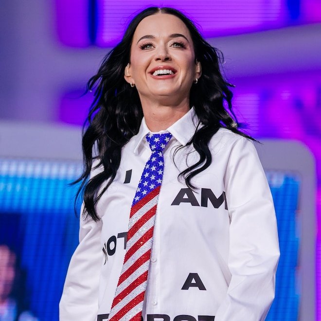 Katy Perry Gets Trapped in: Bottle During Failed Crowd Surfing Attempt
