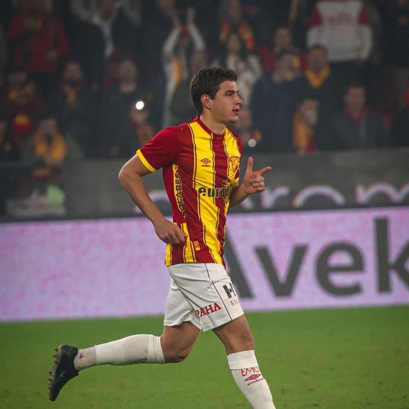 "Süper Lig'den 2. Lig'e geçiş yaptı!"