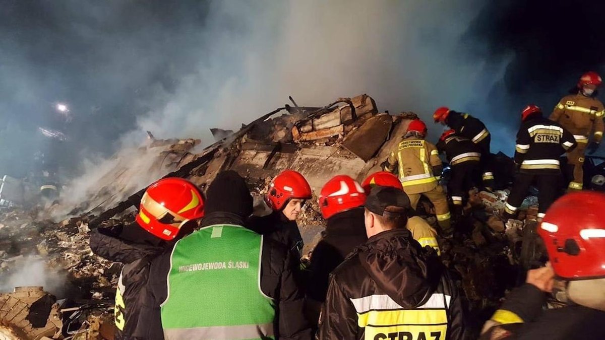İsviçre'deki bir kayak tesisi alevlere teslim oldu: 47 kişi hayatını kaybetti, 115 kişi yaralandı.