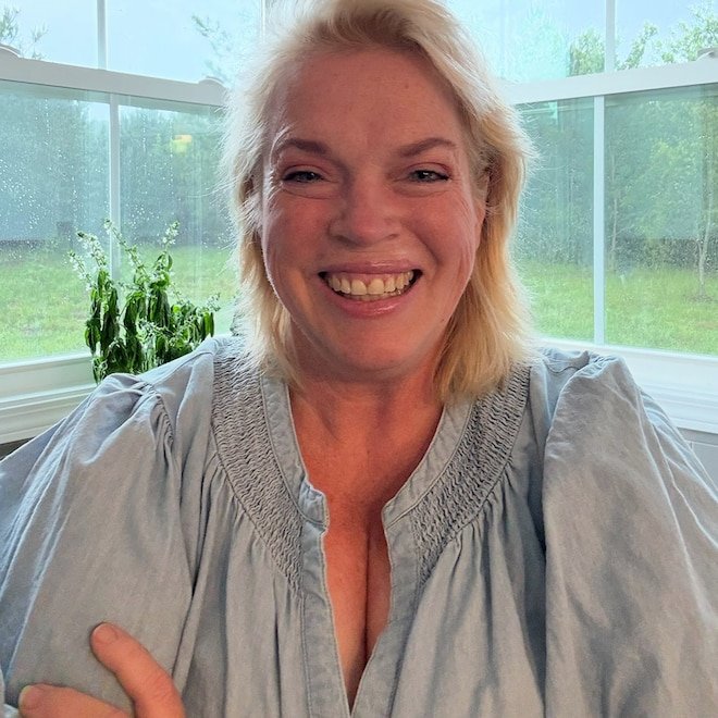 Sister Wives' Janelle Brown: Goes Public With New Boyfriend
