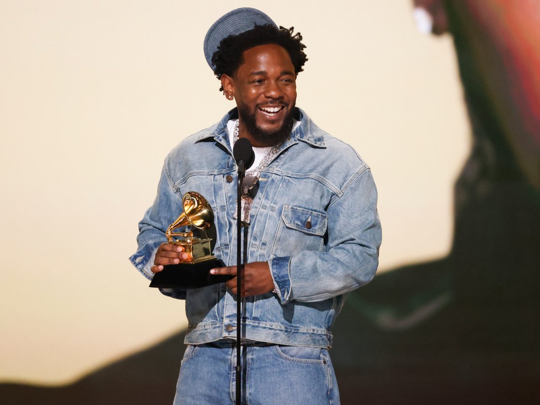 Grammy tarihindeki en ikonik 55 kırmızı halı görünümü