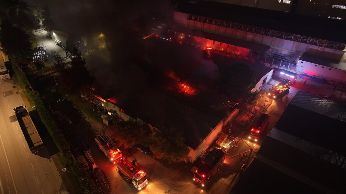 "Bursa'daki tekstil tesisinde meydana gelen yangın kontrol altına alındı"