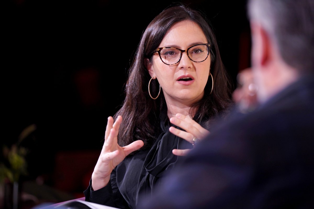 Bari Weiss'in, '60 Dakika' bölümünü çekme kararını savunduğu ve Amerikalıların basına güveninin azaldığını belirttiği yeni notu okuyun.