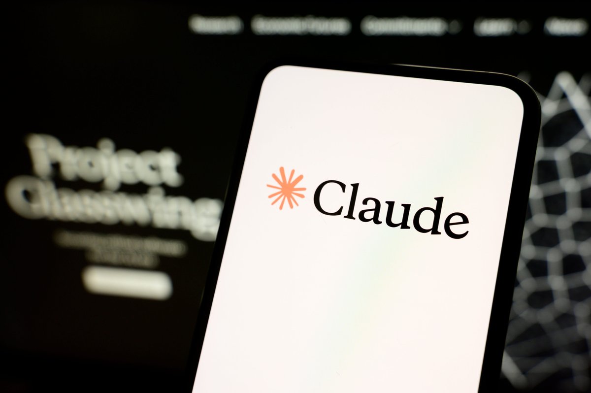 Claude Code's product chief says people: have serious FOMO over AI's relentless pace