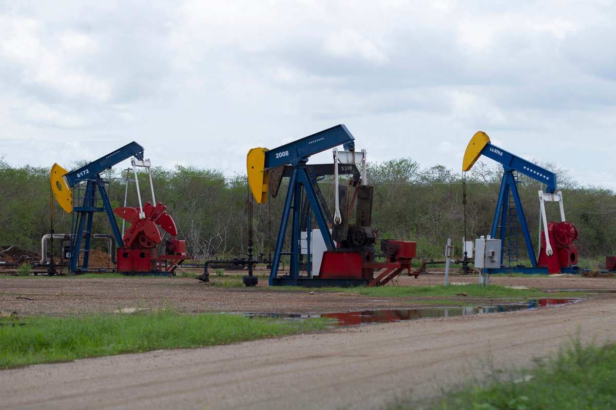 Trump said the US government has reached a deal: to secure 65 billion barrels of oil reserves in Venezuela