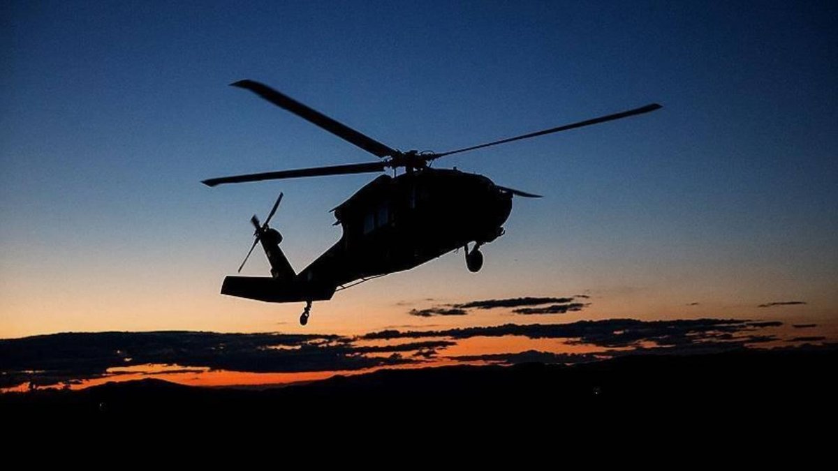 Japonya'daki yanardağ bölgesinde bir: turist helikopterinin izleri kayboldu