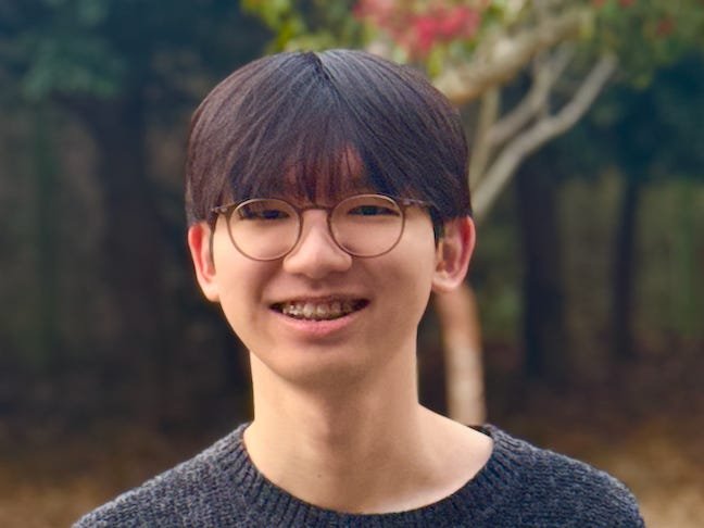 I'm 18 and plan to study computer science in the fall. AI won't scare me away — here's my plan.